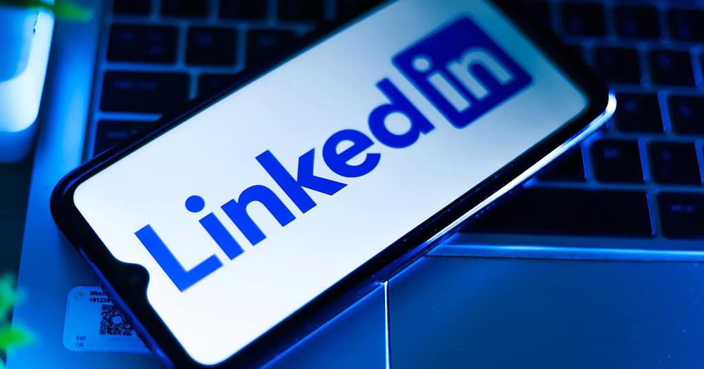 A Complete Guide to the Best Advertising Channels 6 LinkedIn Ads